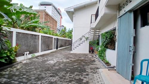 Το κτήριο όπου στεγάζεται  η παραθεριστική κατοικία