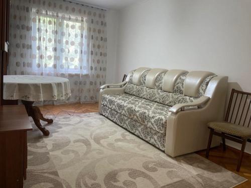 2 bedroom Dacia60