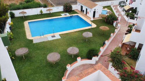 Atalaya Alma Apartamento con terraza y piscina comunitaria en Conil zona tranquila cerca al mar