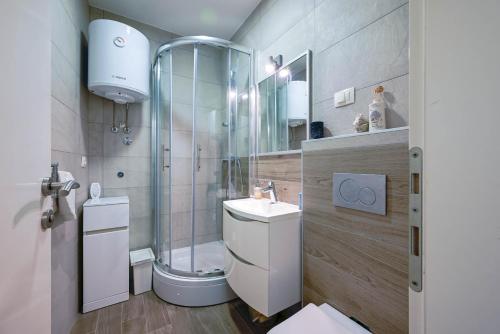 Ana Stylish Suite in old town