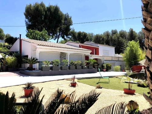Appartement charmant à La Cadière-d'Azur, 68 m², jacuzzi