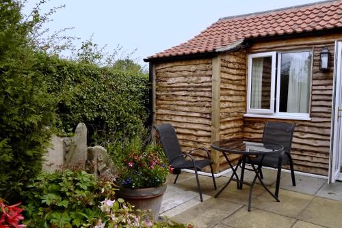 Κήπος έξω από το Gardenside Lodge ,Self Catering, Dog friendly, Holiday Home, County Durham