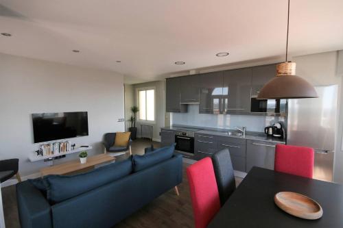 Køkken eller tekøkken på Ático en la Gran Vía con Terraza al Palacio Real