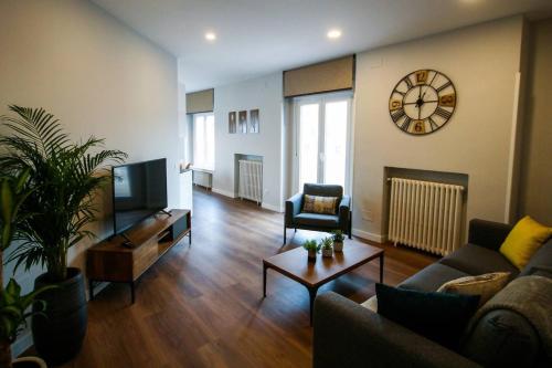 Apartamento con Terraza a Gran Vía y Palacio Real