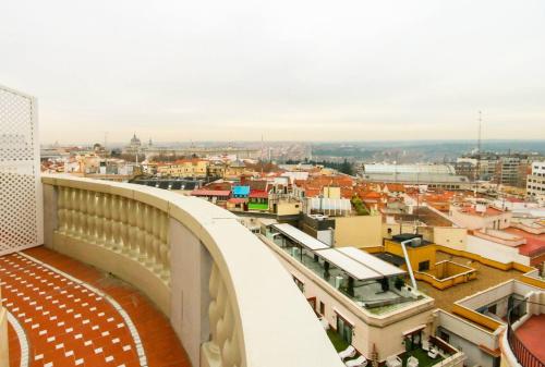 Apartamento con Terraza a Gran Vía y Palacio Real
