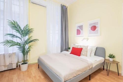 Central - NEW - AirCon - Comfy