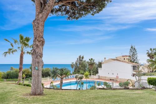 Charming seaview apt by Costarentals - Ref 49