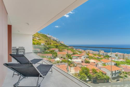 Luxury Laura Apartment by Holiday Rental Madeira
