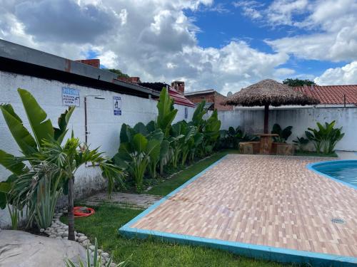Kolam renang di atau dekat dengan El Carmen