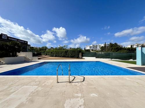 Albufeira Modern 7 With Pool by Homing