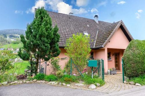 Gallery image of Maison coquette à Fréland avec jardin in Fréland
