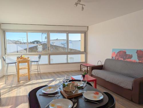 Sol-y-Days Murènes, Grand studio confortable avec parking, proche du centre ville et de la plage