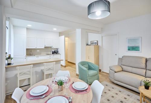 Larroka by Basque Homes