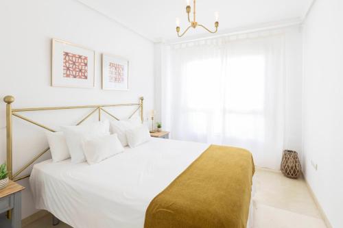 Sol Beach Benalmádena OnlyMalaga Parking