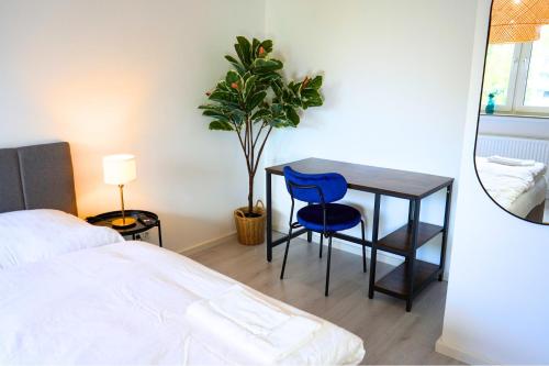 Gallery image of Robins - spacious for 5 - balcony - kitchen - WiFi in Bremen