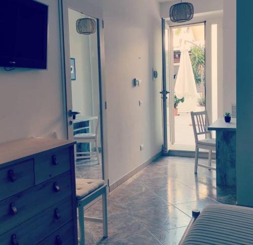 Télévision ou salle de divertissement dans l'établissement B&B Casa Dolce Casa Monopoli