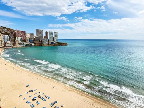Beachfront apartment with garage