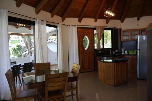 Gallery image of Vista Coiba Villas & Restaurant in Santa Catalina