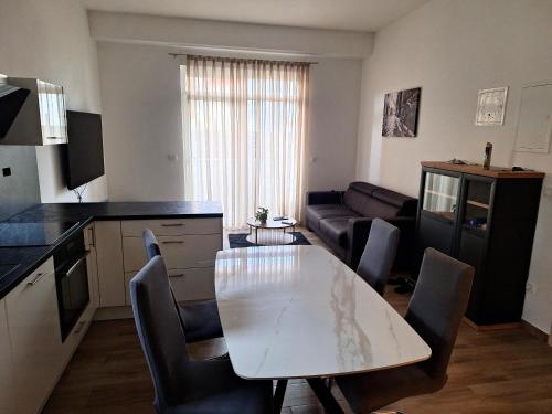 Apartment Antonio Podstrana