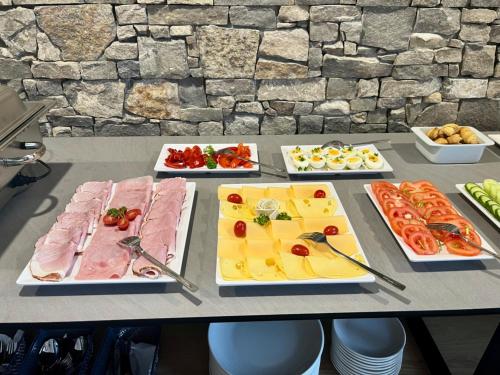 Mad på pensionatet eller i nærheden