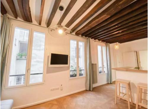 Immersion parisienne, Appartement au centre Paris