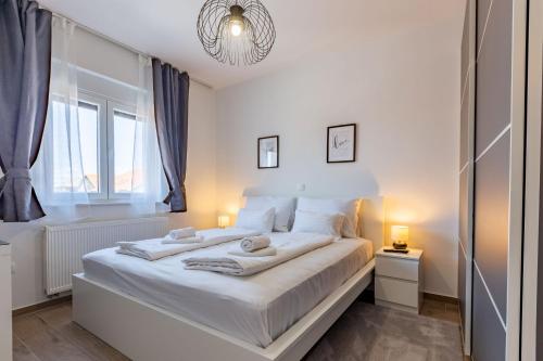LPL Luxury Apartments