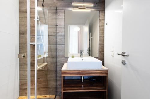 Tabor Residence