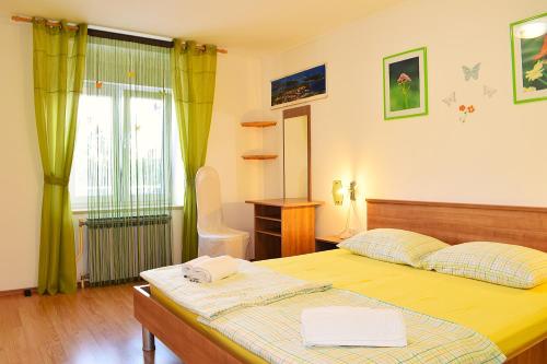 Holiday House Danica