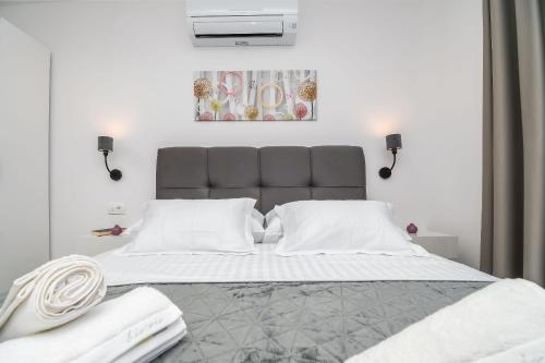 Apartment Silver Shine