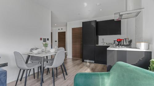 Cosy Luxury 2 Bedroom Apartment near NEC & Birmingham Airport photo 8