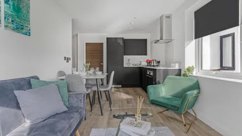 Cosy Luxury 2 Bedroom Apartment near NEC & Birmingham Airport photo 1