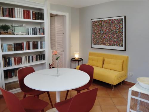 VFH Guicciardini Stylish Apartment