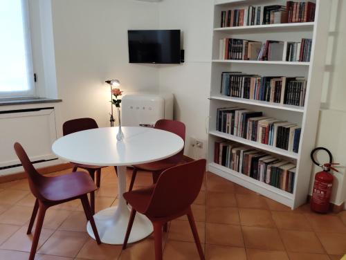 VFH Guicciardini Stylish Apartment