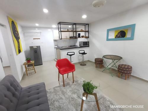 Kuchyň nebo kuchyňský kout v ubytování MANGO BiCHE - HOUSE