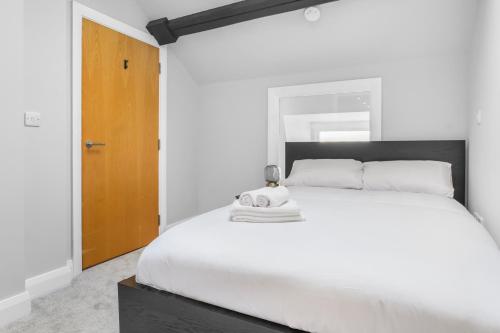 Modern Liverpool Retreat with Free Parking Ideal for Work and City Breaks photo 18
