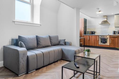 Modern Liverpool Retreat with Free Parking Ideal for Work and City Breaks photo 5