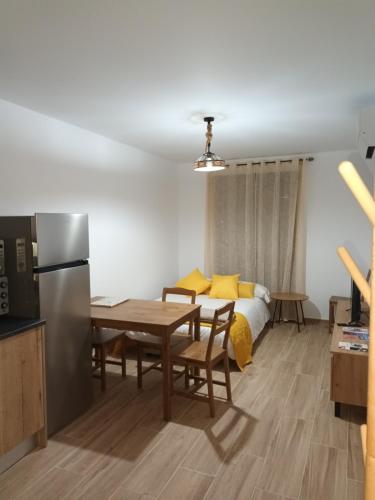 Η κουζίνα ή μικρή κουζίνα στο Apartamentos Mis Casitas