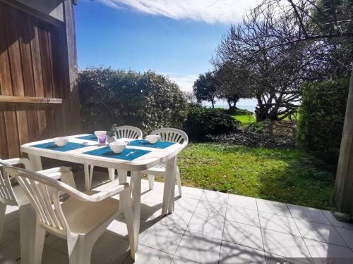 Studio meublé 4 pers. avec terrasse et parking, proche plage - FR-1-825-1