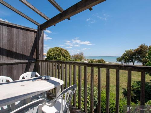 Appartement 2 pièces, 6 couchages, vue mer, parking - FR-1-825-29