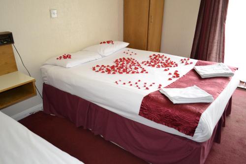 Cama o camas de una habitación en Cranbrook Hotel