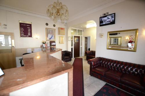 Zona de estar de Cranbrook Hotel