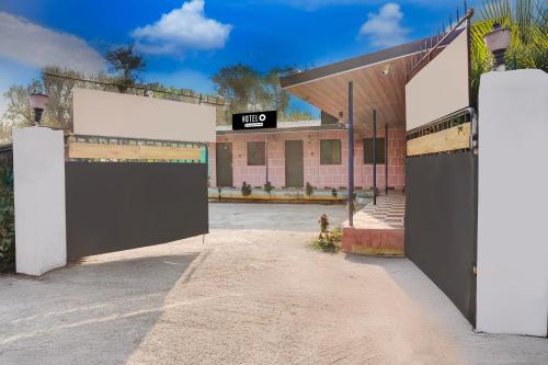 Gallery image of Hotel O Malavli Lonavala Hill View in Lonavala