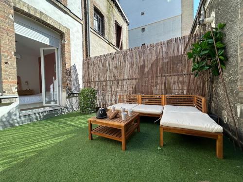 Laon T3 moderne terrasse et babyfoot proche centre