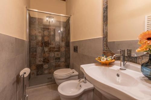 Un baño de Podere Bagnoli