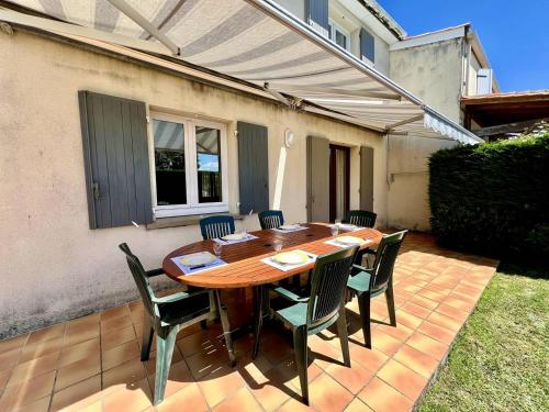 Maison 4 pièces 6 couchages La Brée Les Bains LBO000-071