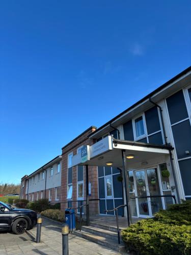 Φωτογραφία από το άλμπουμ του go2 Glasgow Cumbernauld Hotel - Free Parking and Pet Friendly σε Cumbernauld