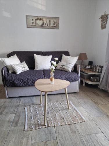 Sanary Sur Mer, Soleil Et Douceur I