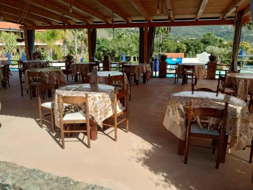 Restaurace v ubytování Apartments Capo Vaticano - Kalabrien 21016