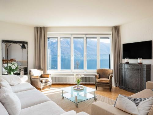 Apartment Suite Modern-18 by Interhome