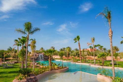 Bazén v ubytování Oasis lodges nebo v jeho okolí